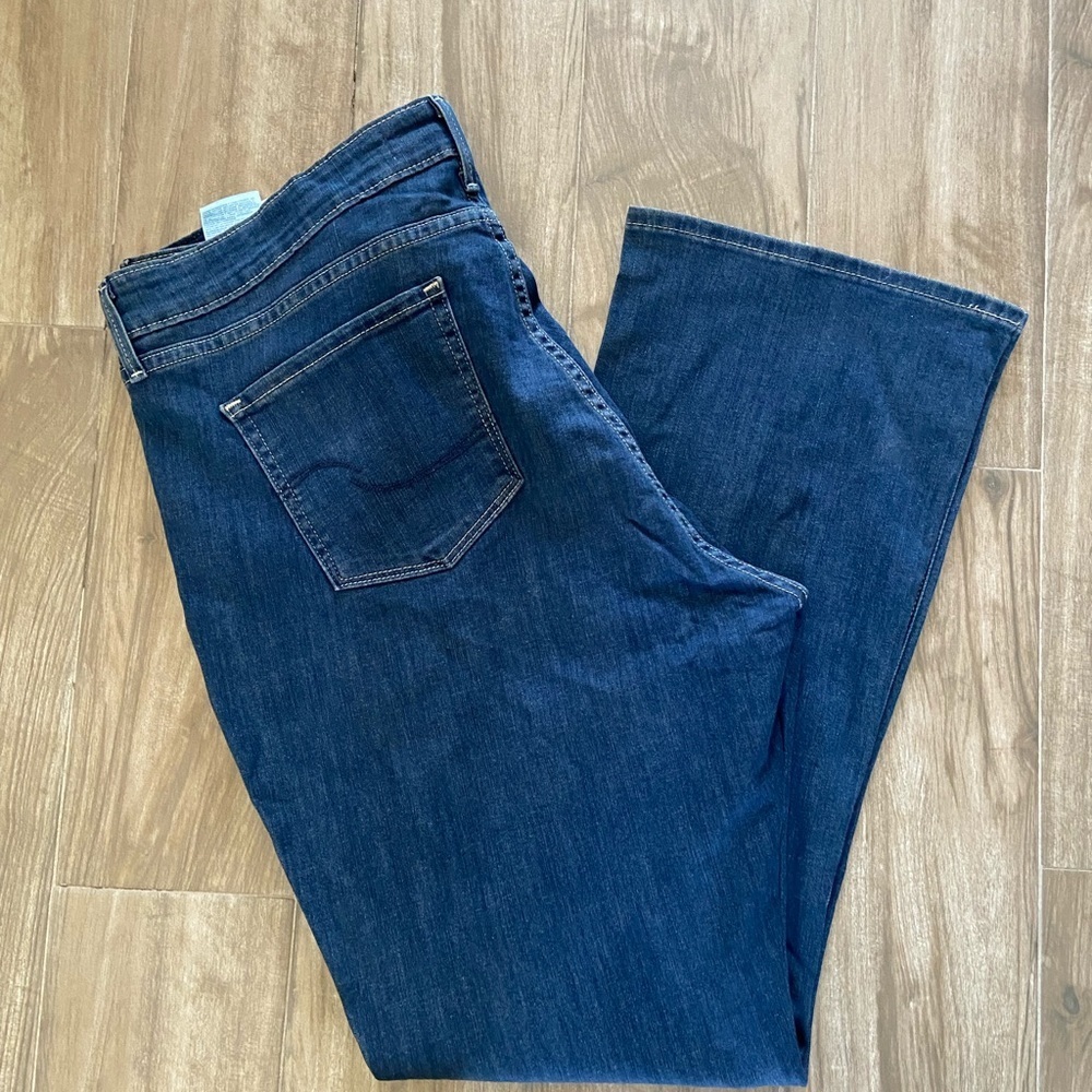 Levi Strauss signature women’s jeans - Picture 11 of 13